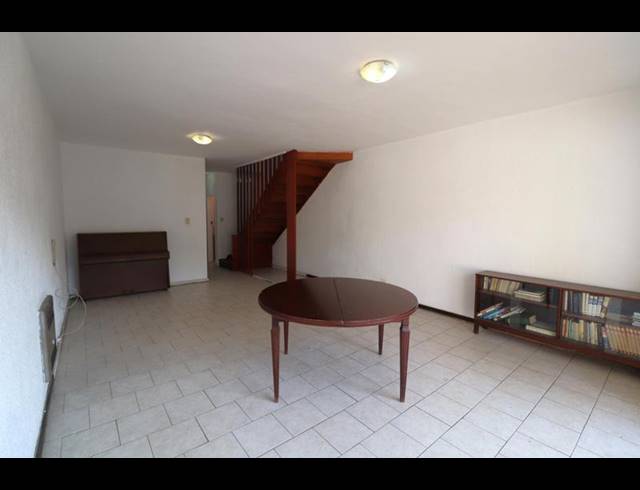 2 BEDROOM PROPERTY TO RENT IN WINDSOR WEST